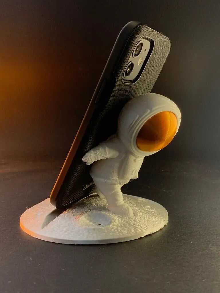 Astronaut Phone Stand