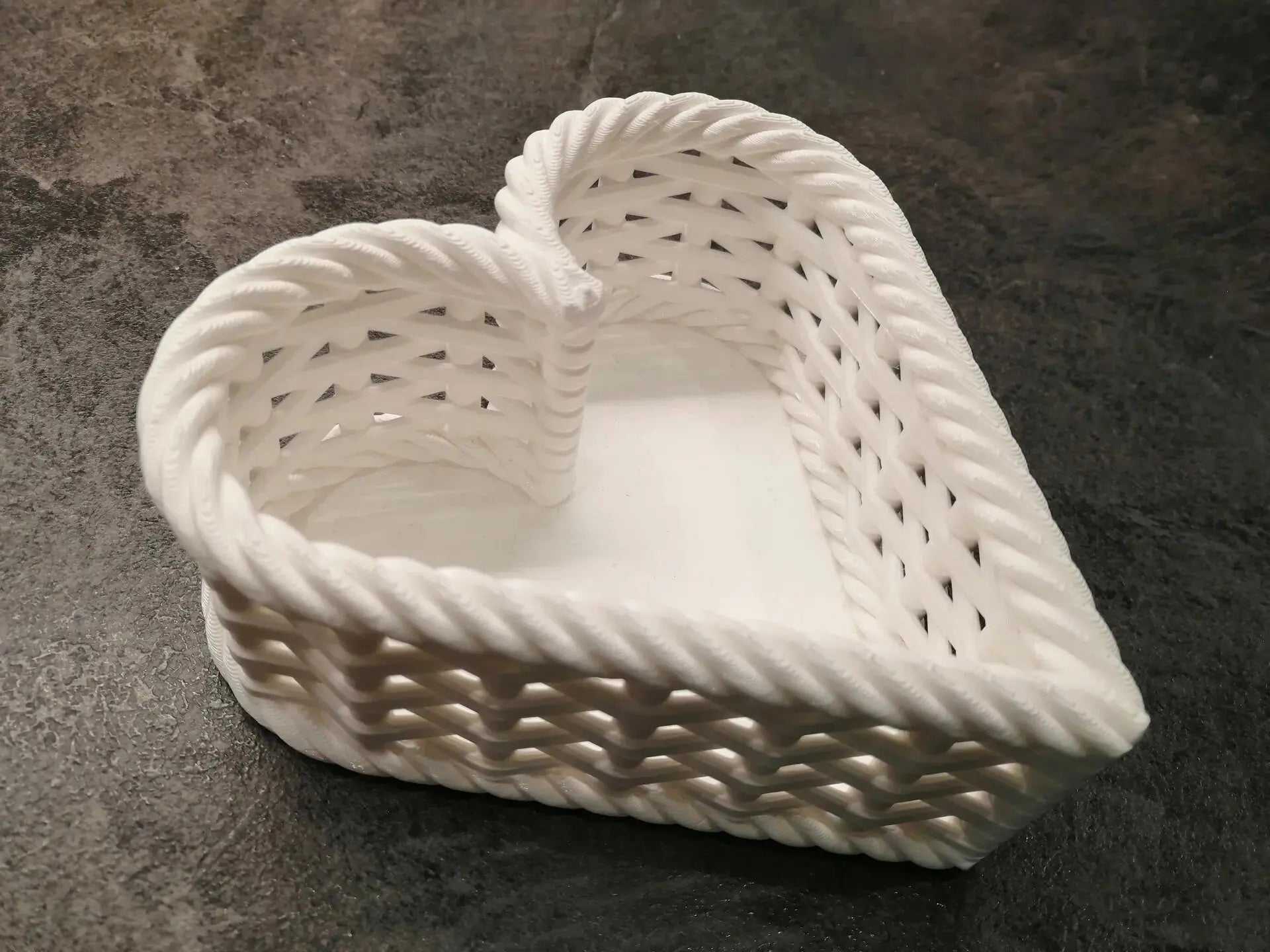 Woven Storage – 3D Printed Heart Basket (Boho Style)