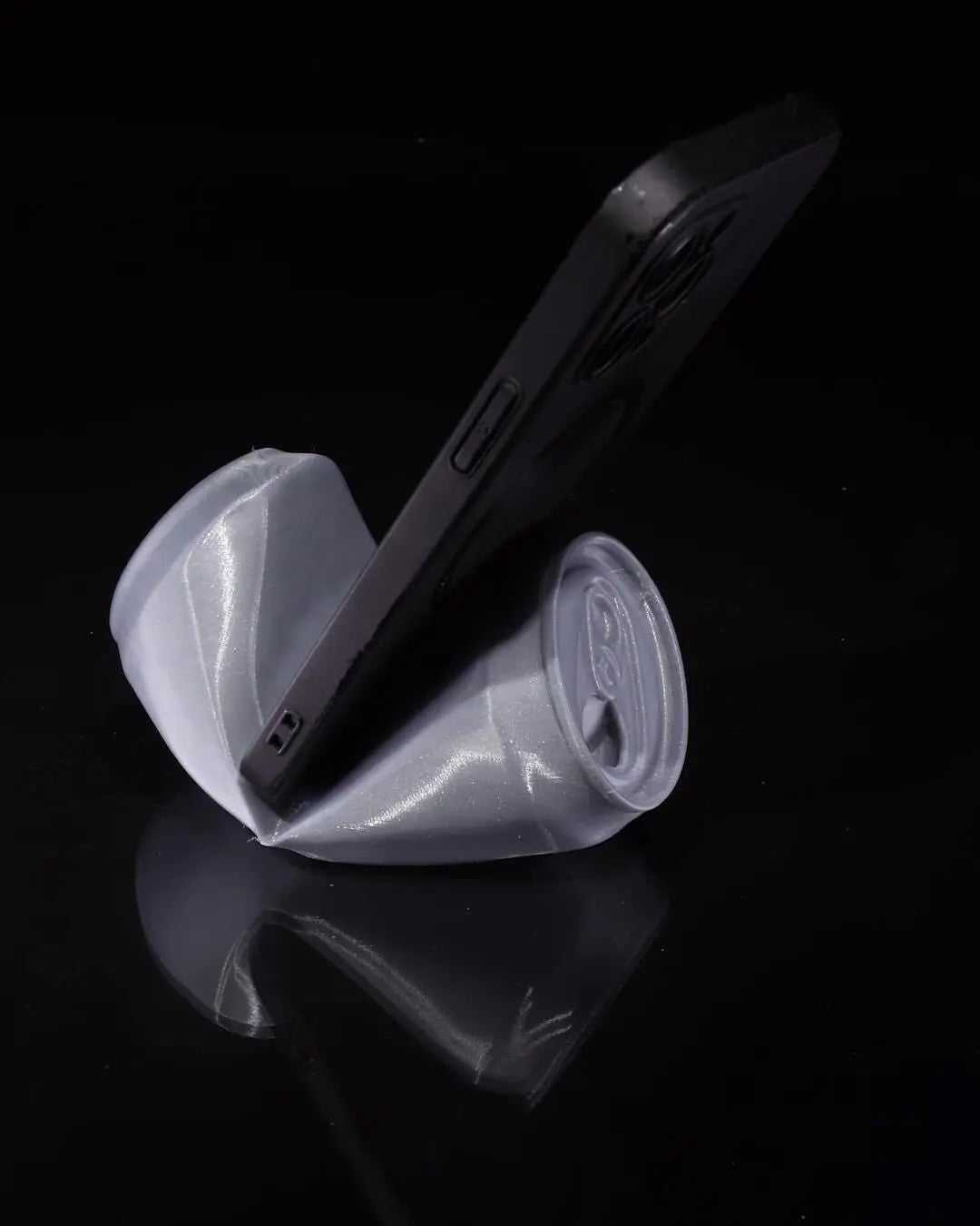 Crushed Can Stand: A Creative Phone Holder